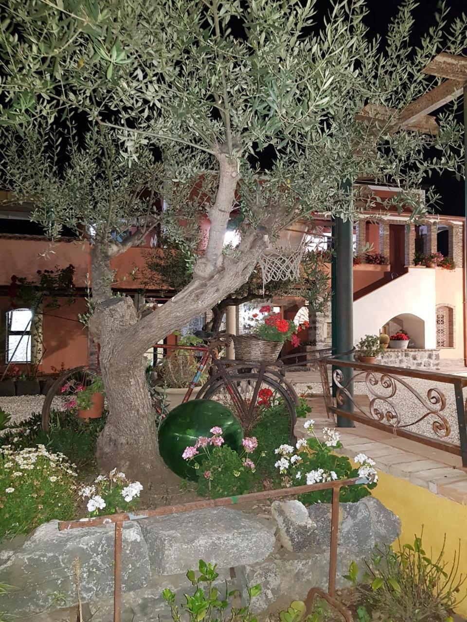 Villa Original Sicily House Santa Venerina Exterior foto